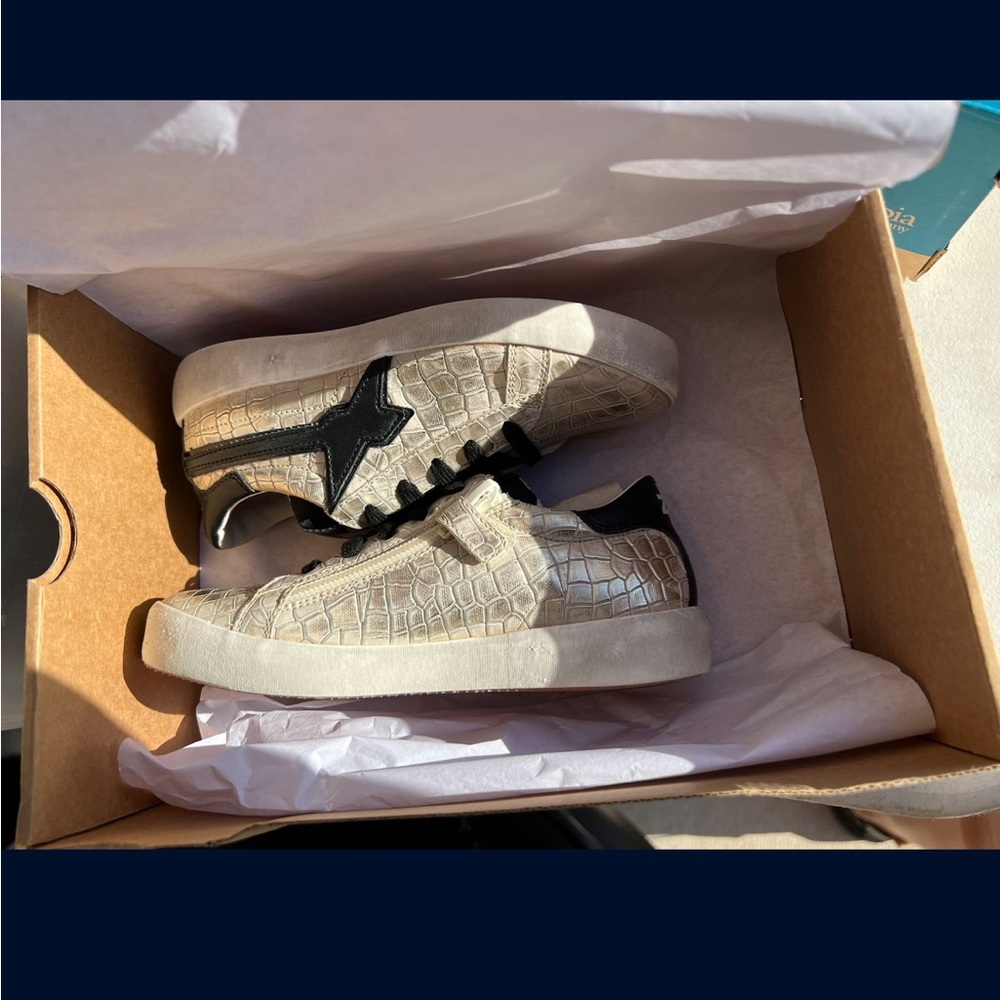W6YZ girls shoes